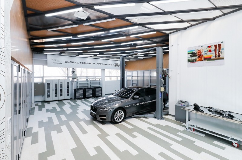 재규어 랜드로버 어프렌티스 테크니컬 교육센터