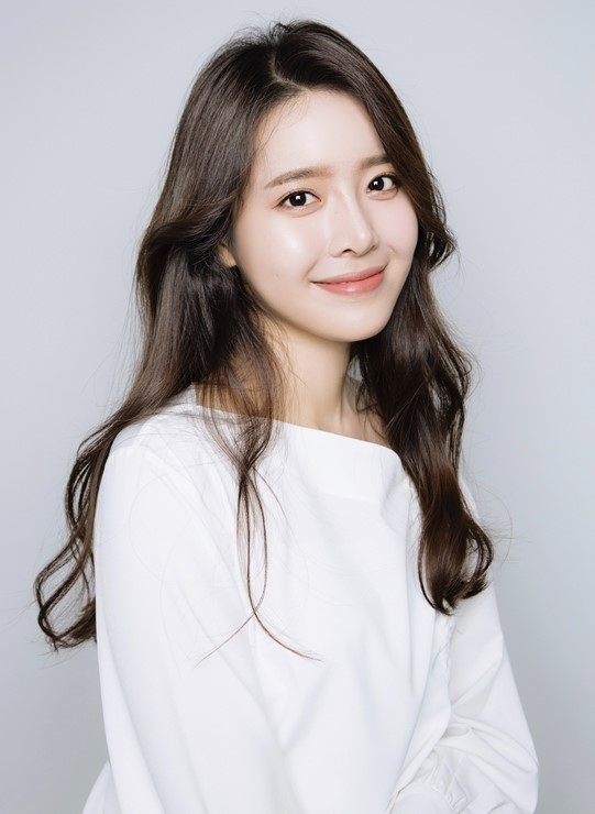 더마 화장품 헬로셀, 웹드여신 ‘정신혜’ 전속모델로 발탁