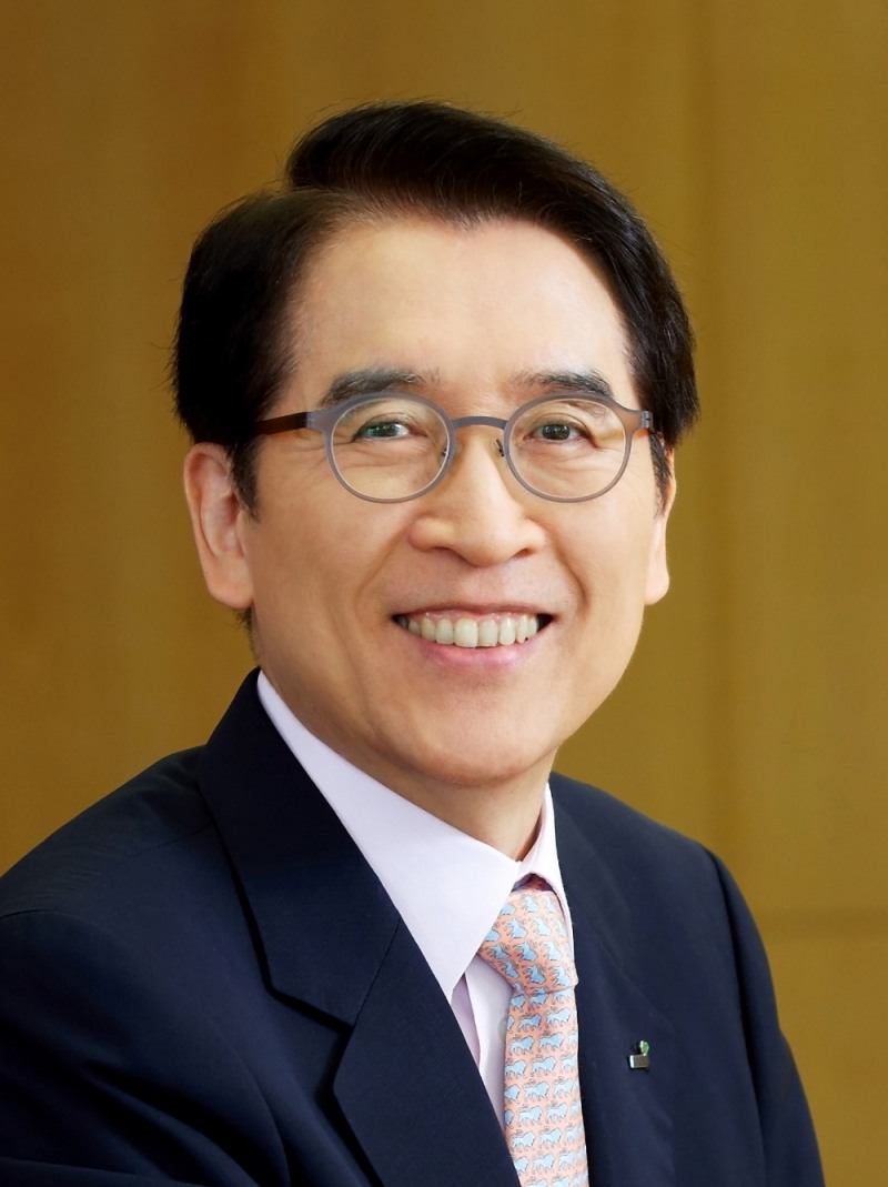 신창재 교보생명 회장 "코로나가 바꿀 세상 준비하자"