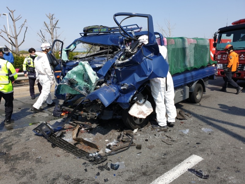 추돌사망사고 현장.(사진제공=부산경찰청)