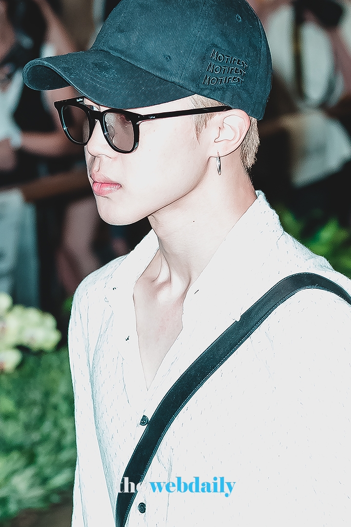 방탄소년단 지민, 인천국제공항 입국 현장