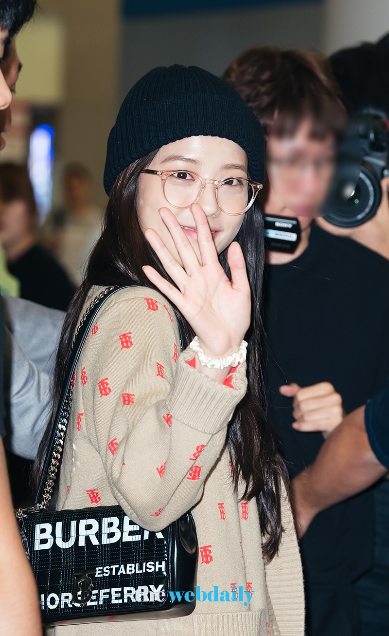 블랙핑크 지수, 인천국제공항 입국