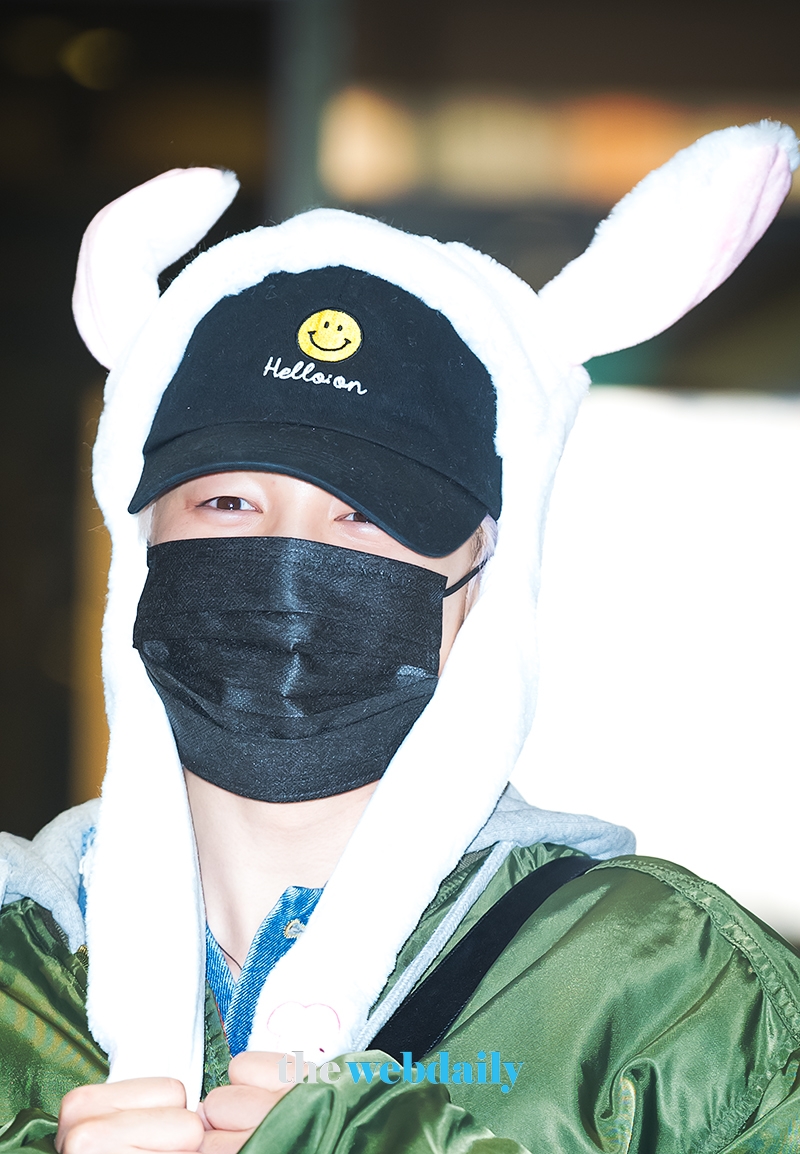 방탄소년단 지민, 김포국제공항 출국 현장