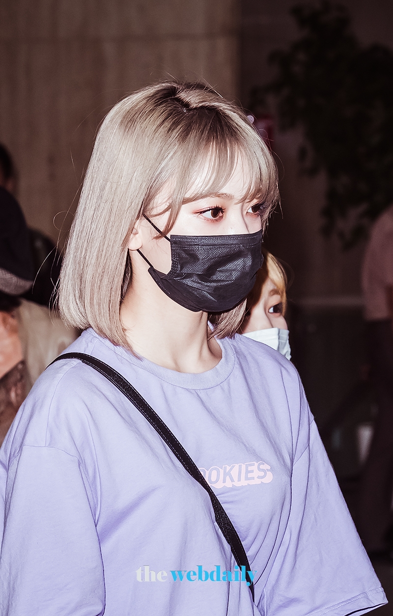 아이즈원 미야와키사쿠라, 김포국제공항 입국