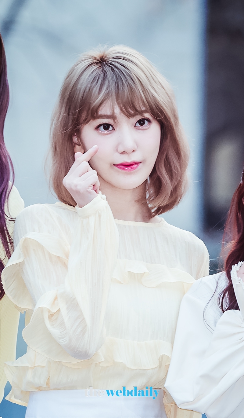 아이즈원 미야와키사쿠라, 뮤직뱅크 출근길