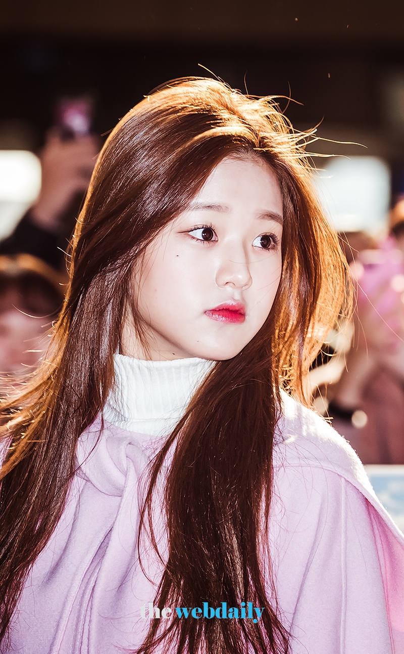 아이즈원 장원영, 김포국제공항 출국