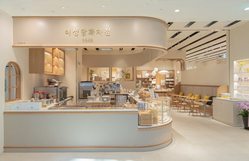 롯데百, 이성당과 손잡고 디저트 카페 ‘이성당과자점’ 최초 오픈