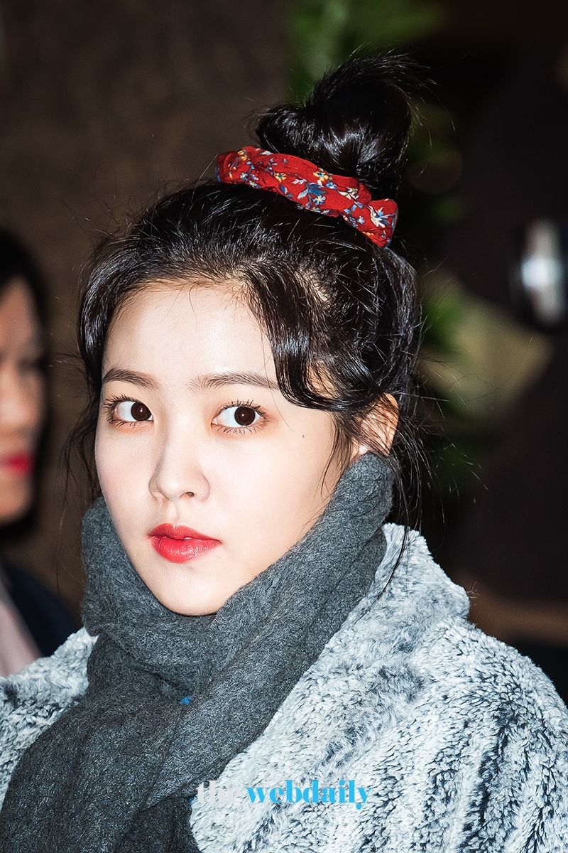 레드벨벳 예리, 김포국제공항 출국 현장