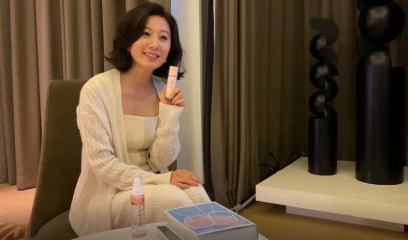 끌레드벨, 로지 글로우 물톡 크림 출시