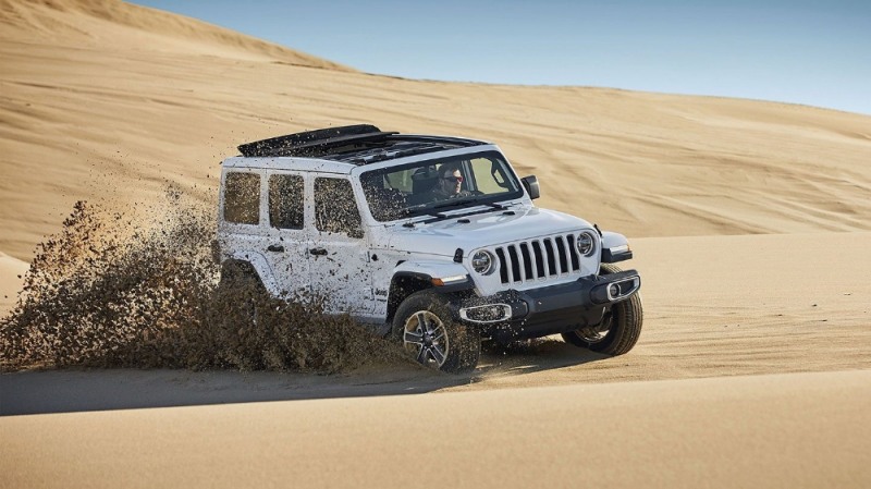 지프의 아이콘 ‘랭글러’, 도심형 ‘오버랜드 파워탑’ 출시