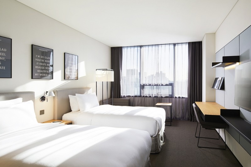 글래드 호텔 ‘글래드 투 밋 블루보틀’ 패키지 출시