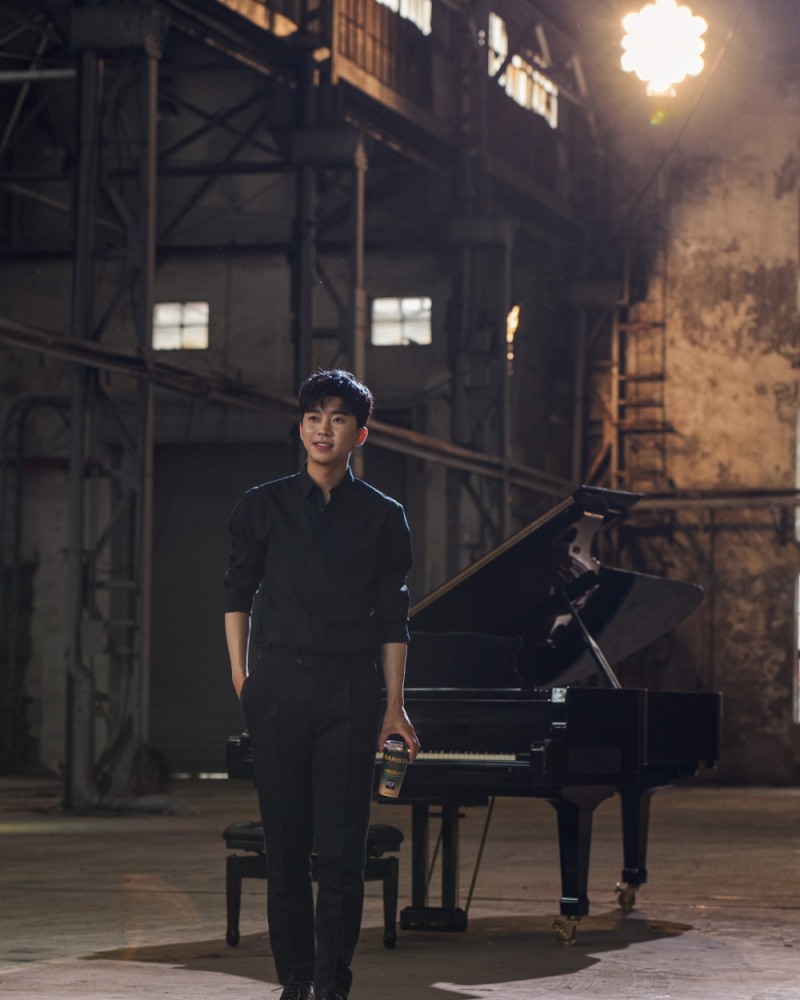 가수 임영웅, 매일유업 바리스타룰스 CF 촬영 완료