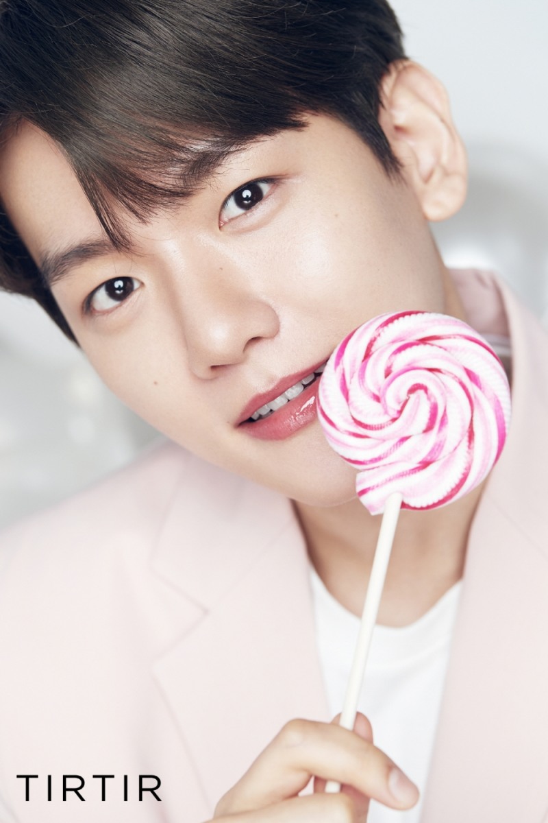 티르티르x백현, ‘조이 오브 저니 메이크업 키트’ 출시