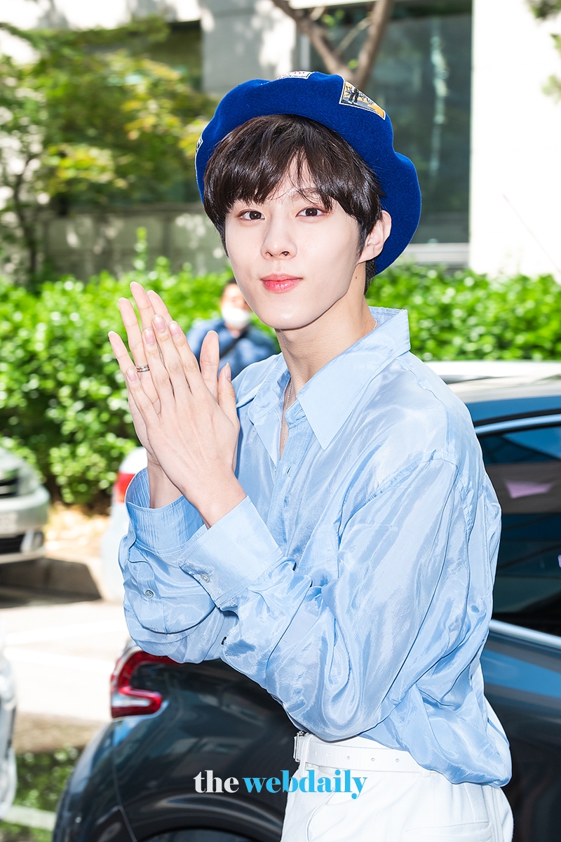 김우석, KBS 방송국 출근길