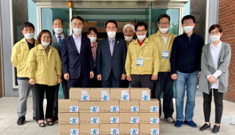 건보공단, 코로나19 경기국제1 생활치료센터 외국인 입소자 심리지원 물품 제공