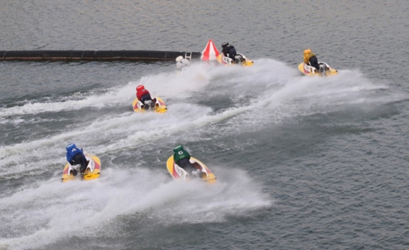 경정 선수들의 경기 모습. (사진=국민체육진흥공단)