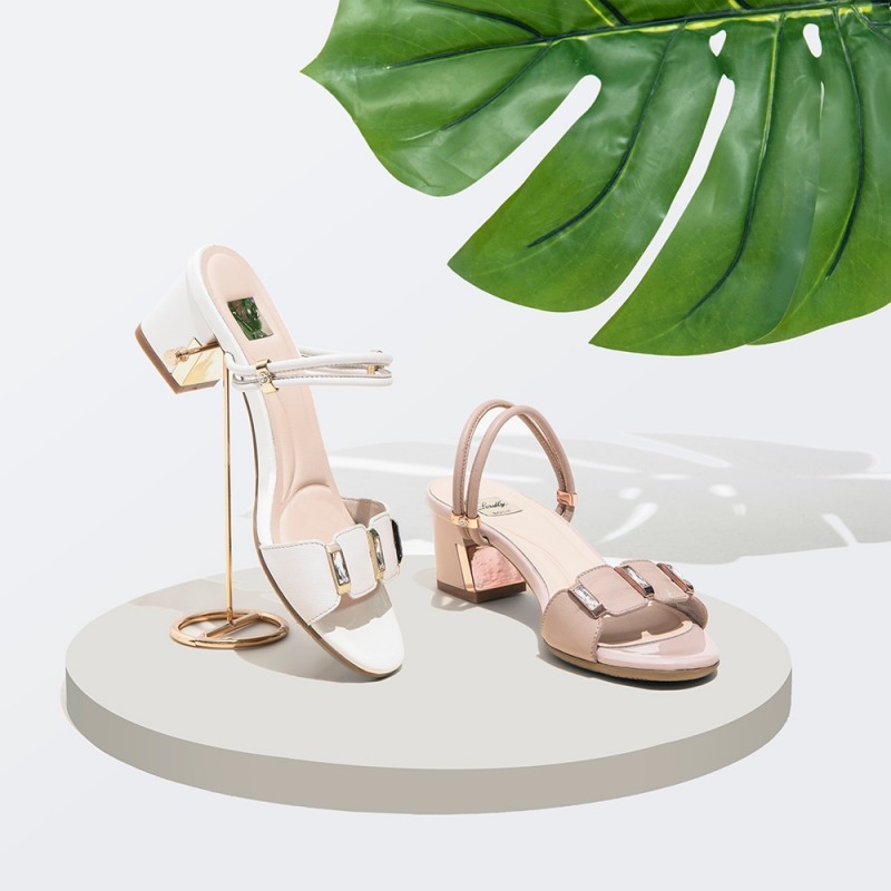 소다 '크리스탈 스틸 장식 투웨이 샌들' 출시