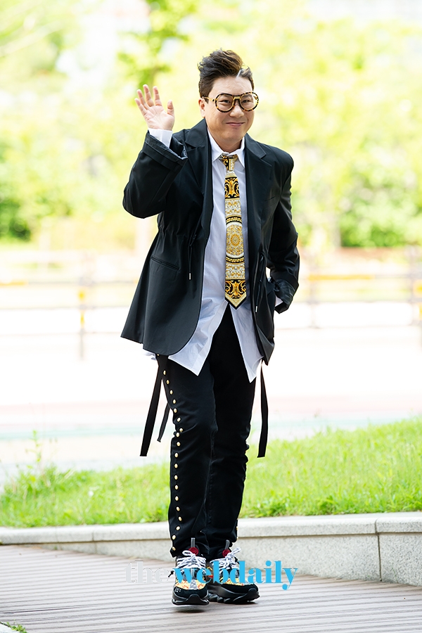 이상민, '탑골 랩소디 : K-POP도 통역이 되나요?' 출근길 현장