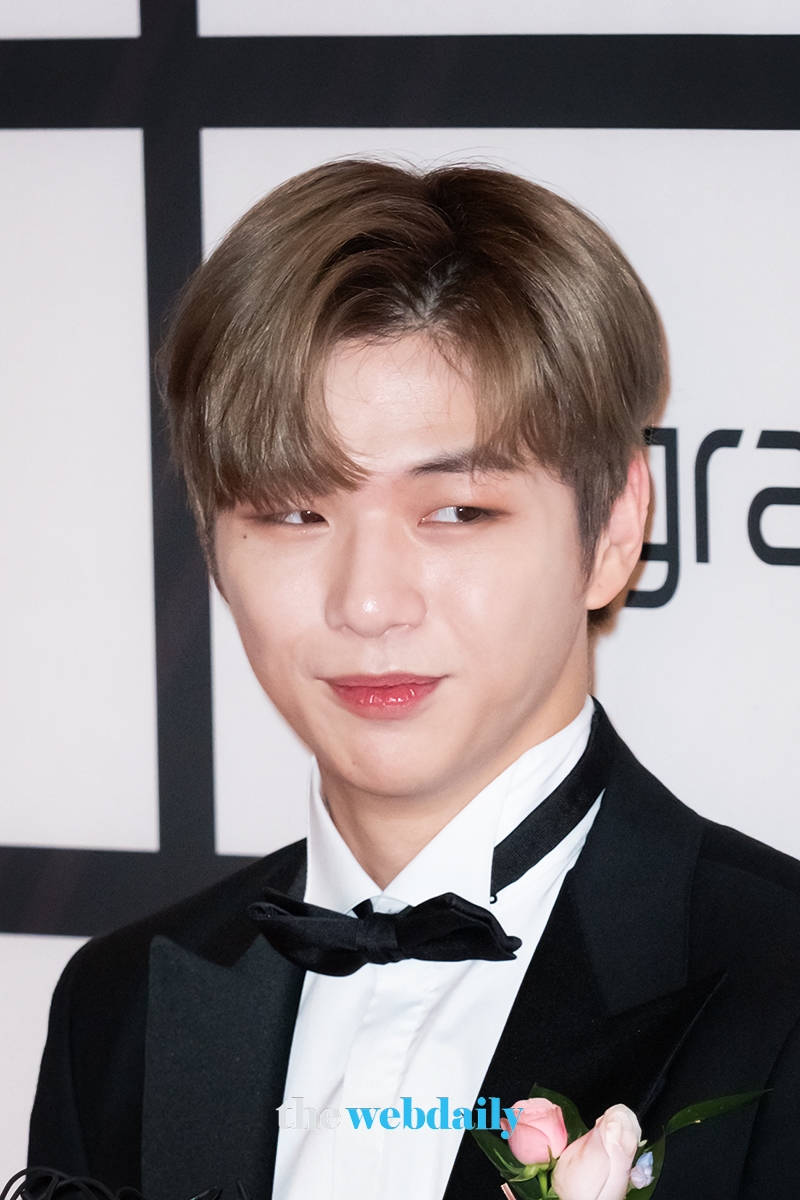 강다니엘, '2020 브랜드 고객충성도 대상' 시상식 현장