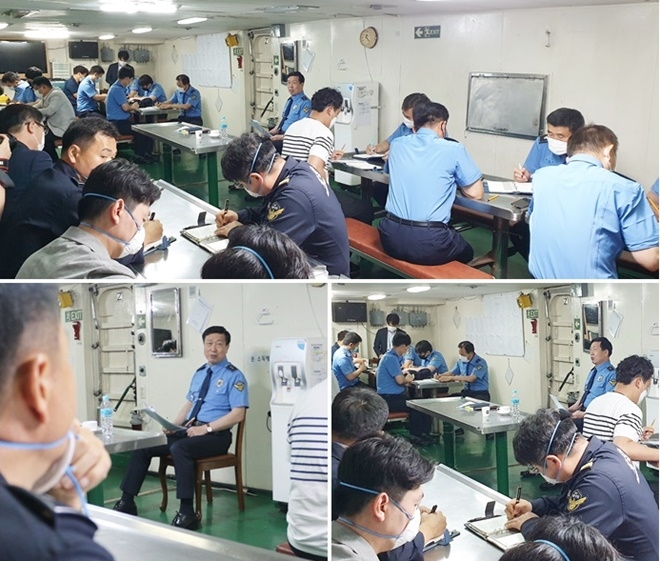 구자영 청장이 부산해경서 10일 오후 1501함을 방문해 직원들과 소통하는 시간을 갖고 있다.(사진제공=남해지방해양경찰청)