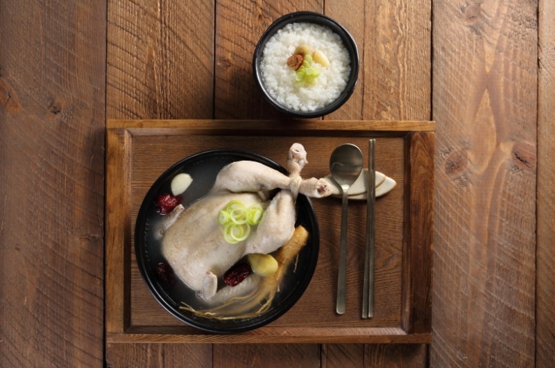 가정간편 보양식 오롯한 삼계탕.(사진= 신송식품)