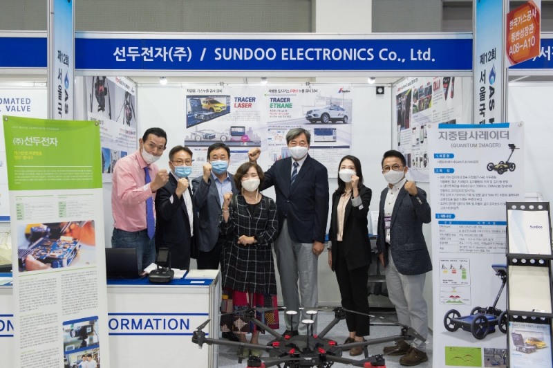 왼쪽에서 4번째 가스공사 최양미 상생협력본부장. (사진= 한국가스공사)