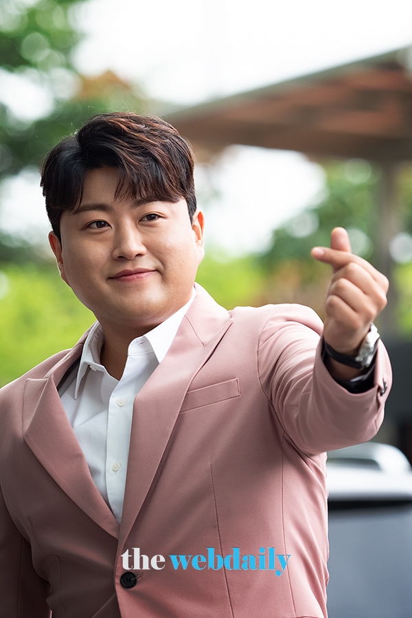 김호중, MBC 라디오스타 출근길 현장 (사진:최수영기자)