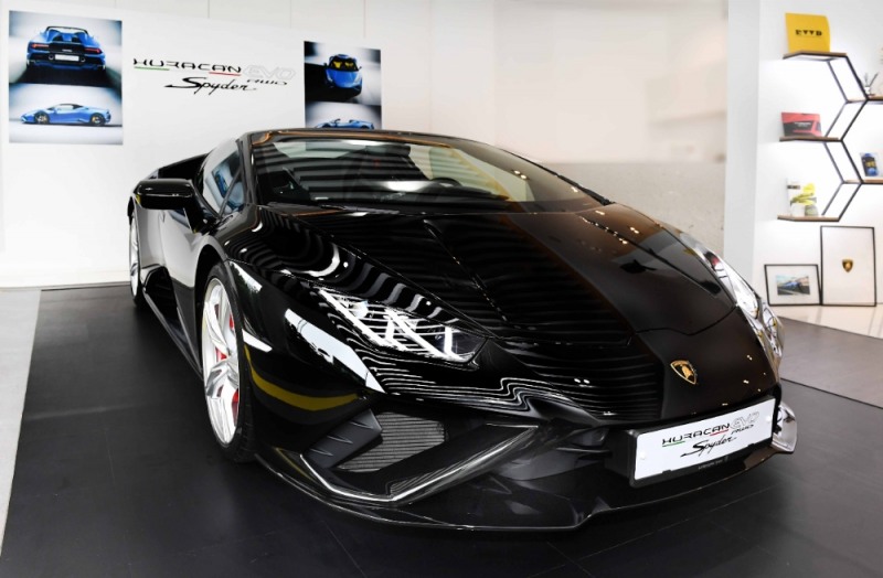 우라칸 에보 RWD 스파이더