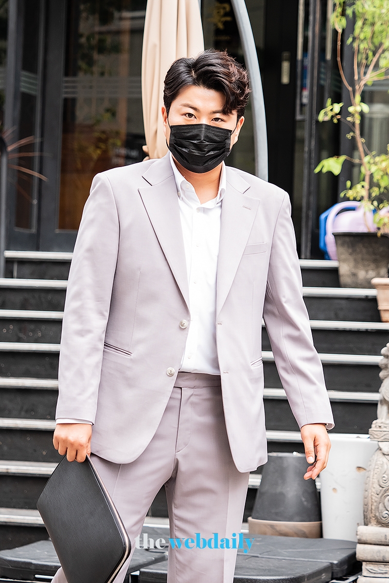 김호중, 정규 앨범 녹음 출근길 현장 (사진:최수영기자)