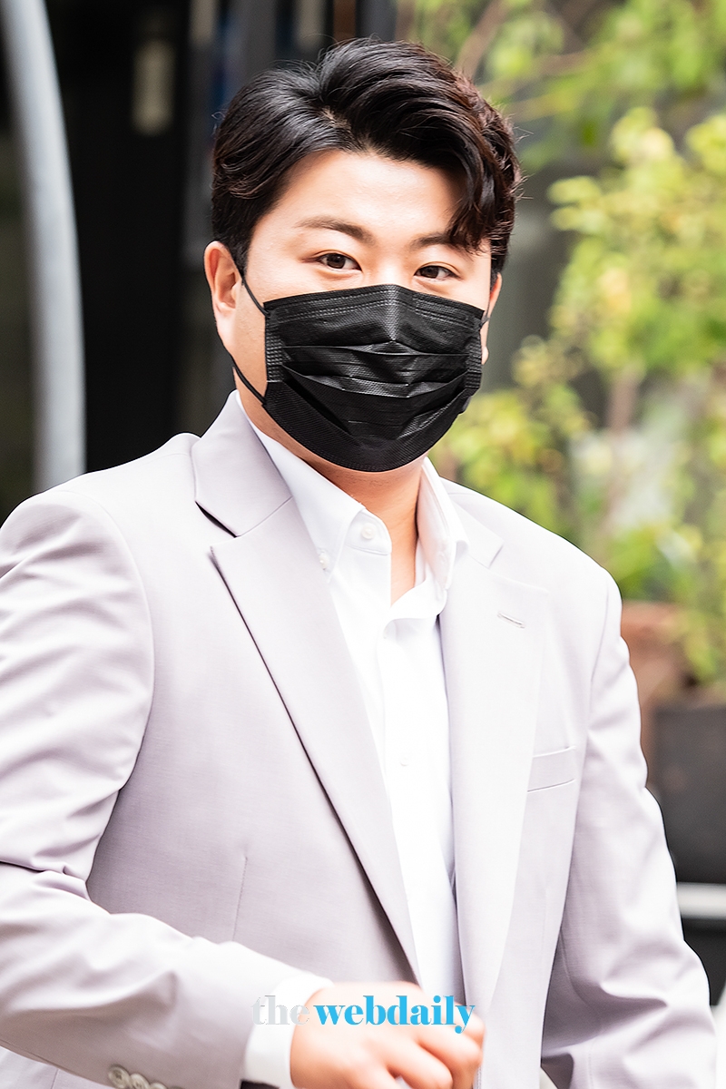 김호중, 정규 앨범 녹음 출근길 현장 (사진:최수영기자)