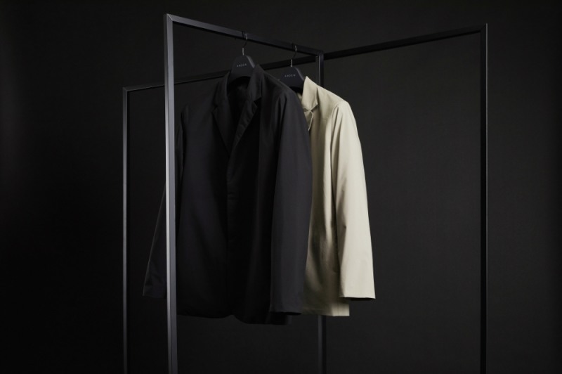 앤듀 ‘블랙 라인’ 단독으로 선출시