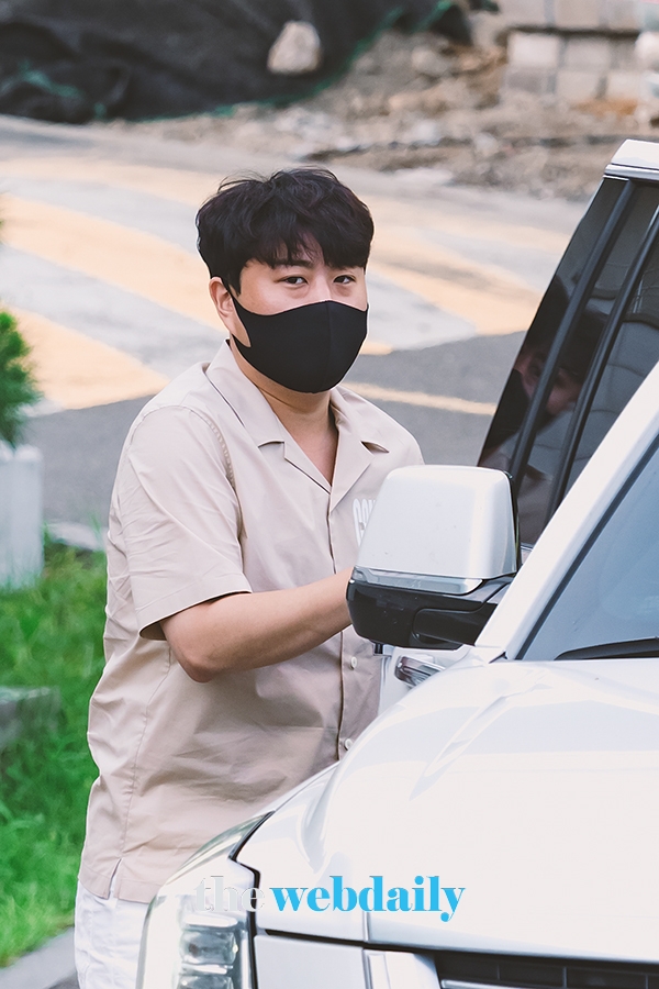 김호중, 출근길 현장 (사진:최수영기자)