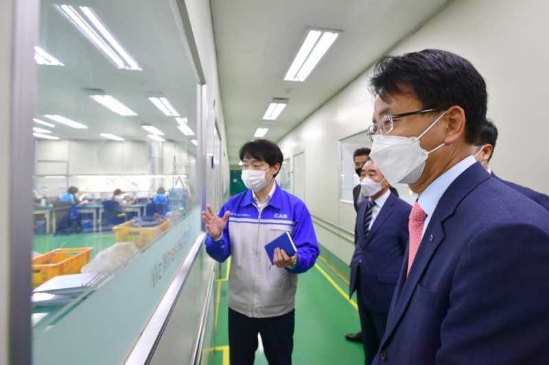 손병환 NH농협은행장, 추석 명절 앞두고 기업체 방문