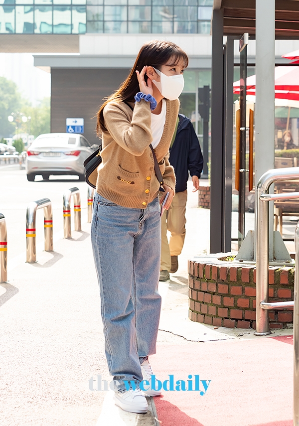 아이유, KBS '유희열의 스케치북' 출근길 현장
