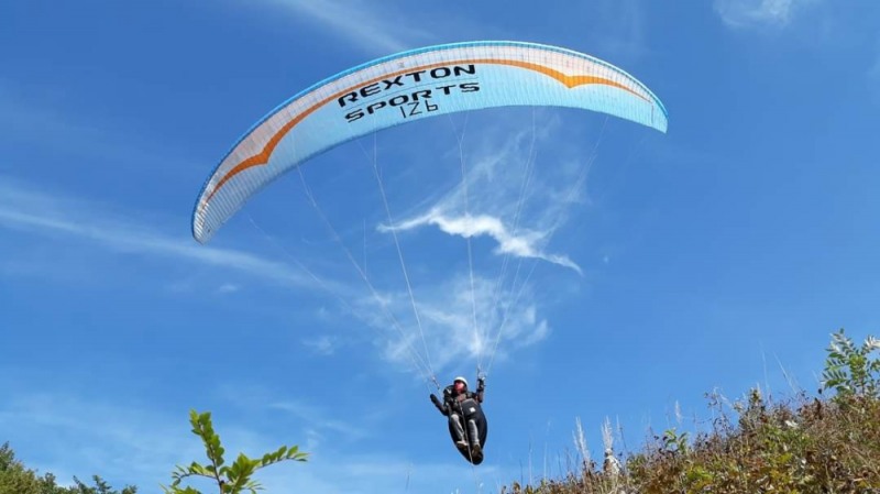 선수들이 렉스턴 브랜드가 프린트된 글라이더로 경기에 출전하고 있다.(사진=쌍용자동차)