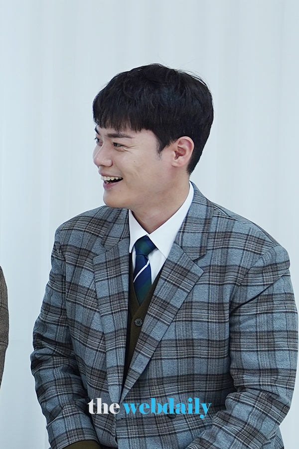 라포엠, 온라인 쇼케이스 현장 (사진제공: 모스뮤직)