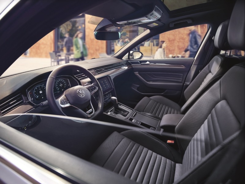 폭스바겐 신형 파사트 GT 실내.(사진=폭스바겐코리아)