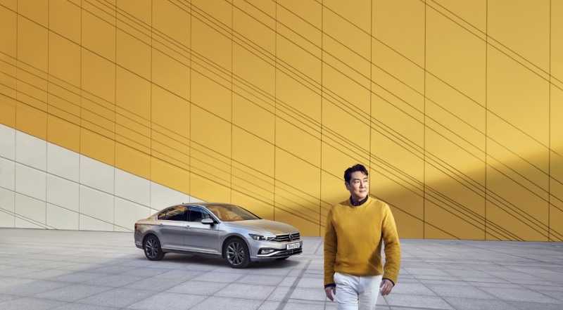 신형 파사트 GT 홍보대사 배우 조진웅.(사진=폭스바겐코리아)