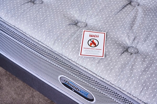 수면 전문 브랜드 시몬스 침대, '난연 특성을 갖는 매트리스' 국내 특허 취득