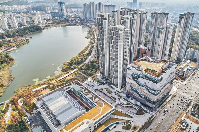 포레나 광교 단지 전경.(사진=한화건설)