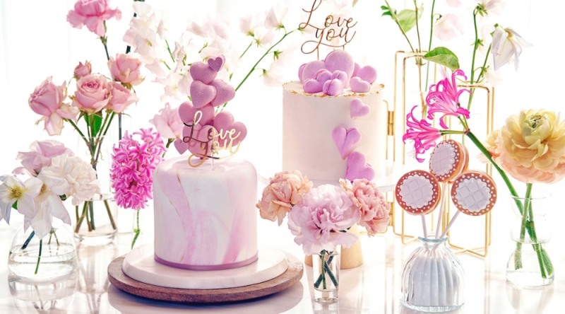 롯데호텔 2021 밸런타인 데이 케이크. (사진=호텔롯데)