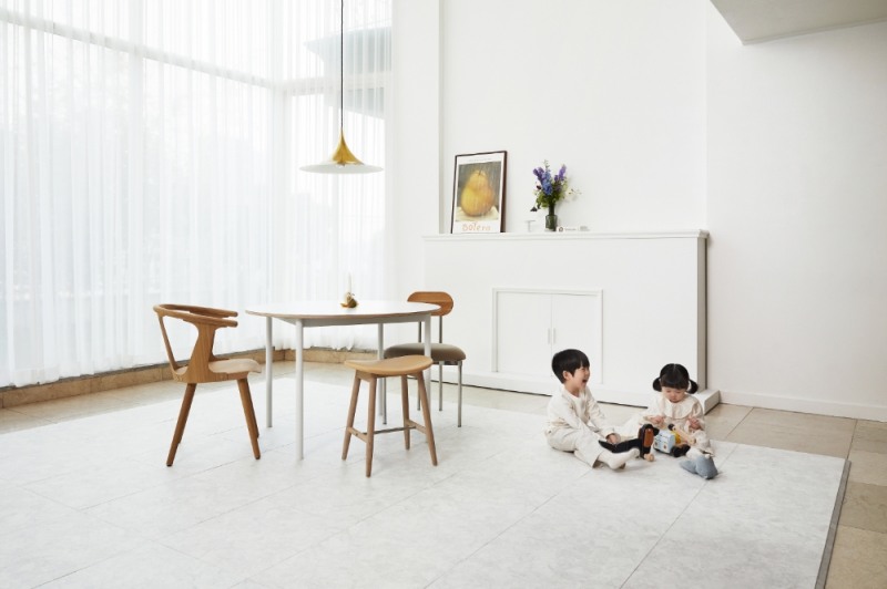 LG지인 안심매트.(사진=LG하우시스)