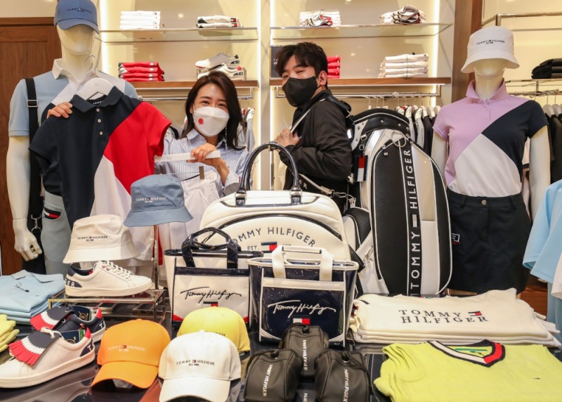 한섬, '더현대 서울'에 '타미힐피거 플래그쉽 스토어' 오픈