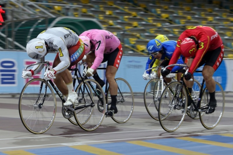 2월 28일 특선급 결승에 출전한 정종진(1번) 선수가 1위로 결승선을 통과하고 있다. 정종진은 경륜 최강자로 대표적인 자력 승부형으로 꼽힌다. (사진=국민체육진흥공단)