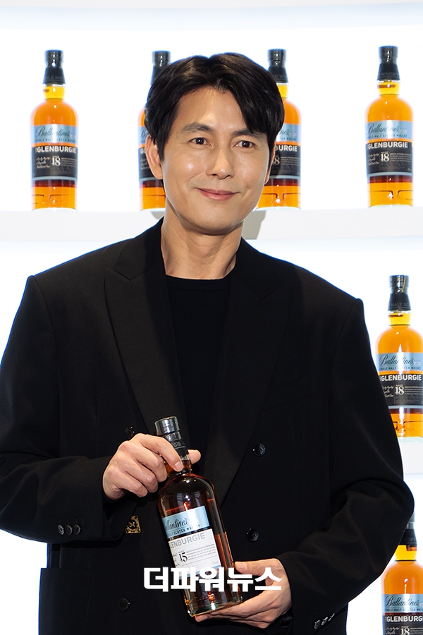 정우성, 팝업 스토어 행사 현장