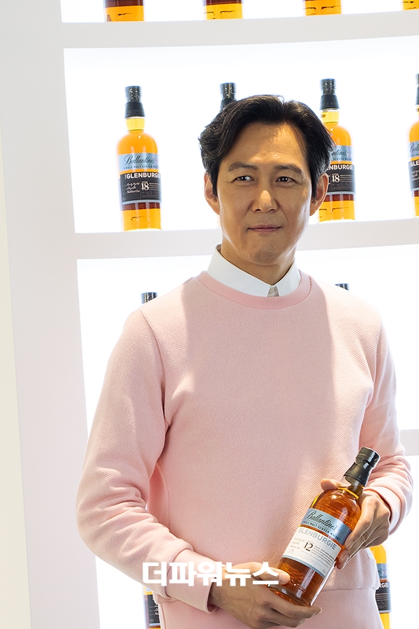이정재, 팝업 스토어 행사 현장