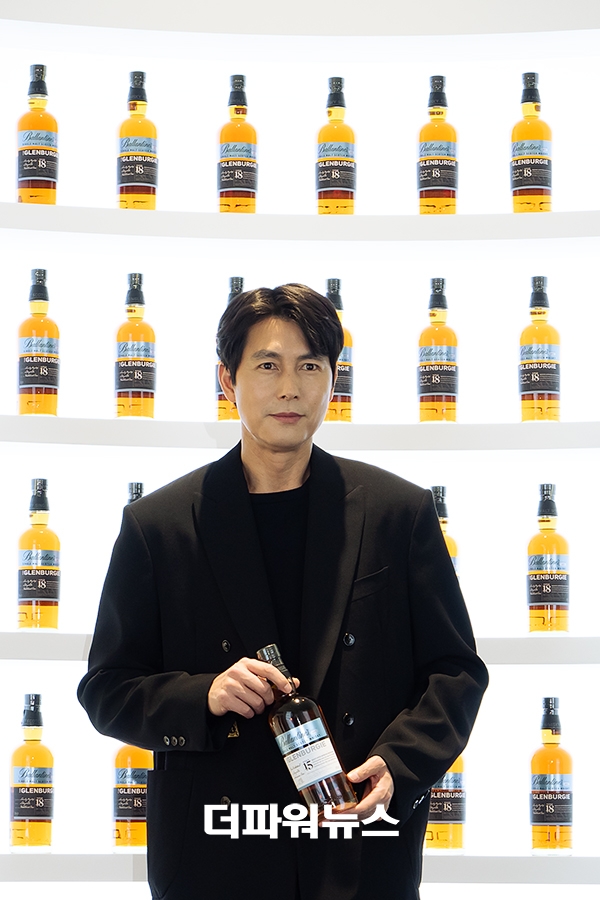 정우성, 팝업 스토어 행사 현장