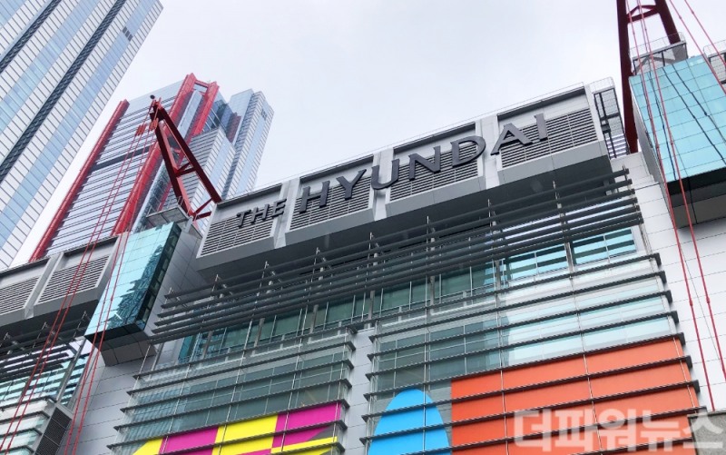더현대서울, 3월 주말 무료주차쿠폰 혜택없앤다더니...모바일 앱 쿠폰은 사용 가능