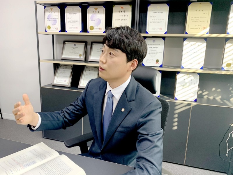 법무법인 계양, 이혼소송 및 상간자 위자료청구소송 전 변호사 자문 필요해