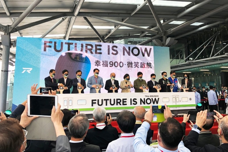 현대로템 대만 교외선 전동차 영업운행 투입